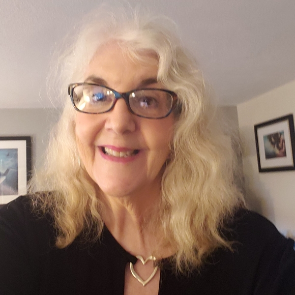 Meet your Posher, Virginia autumn - Picture 1 of 1